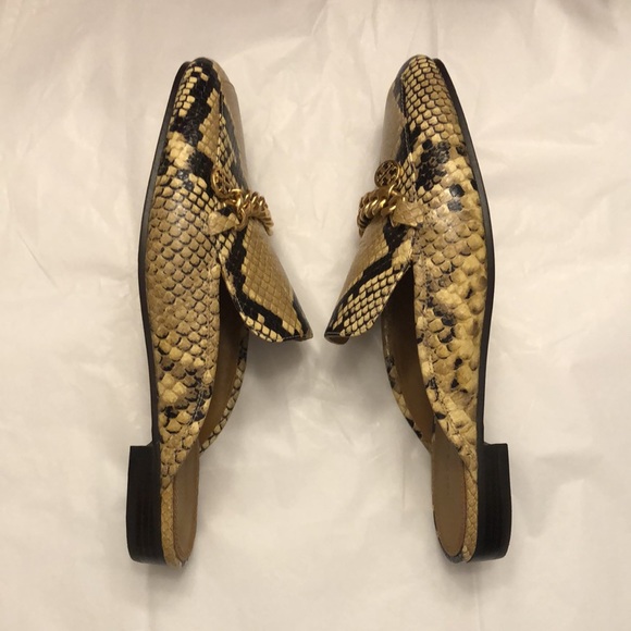 Tory Burch Mini Benton Loafer Slide w/Charm in Sand Drift Embossed. Size 7.5. - Picture 4 of 14